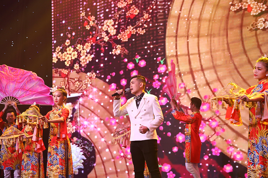 ĐÊM TUYỆT VỜI VÀ RỰC RỠ SẮC XUÂN TẠI GALA “HƯNG THỊNH - THE GREATEST NIGHT”