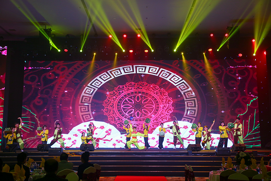 ĐÊM TUYỆT VỜI VÀ RỰC RỠ SẮC XUÂN TẠI GALA “HƯNG THỊNH - THE GREATEST NIGHT”