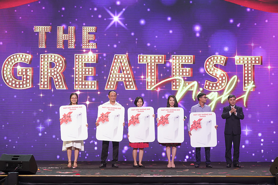 ĐÊM TUYỆT VỜI VÀ RỰC RỠ SẮC XUÂN TẠI GALA “HƯNG THỊNH - THE GREATEST NIGHT”