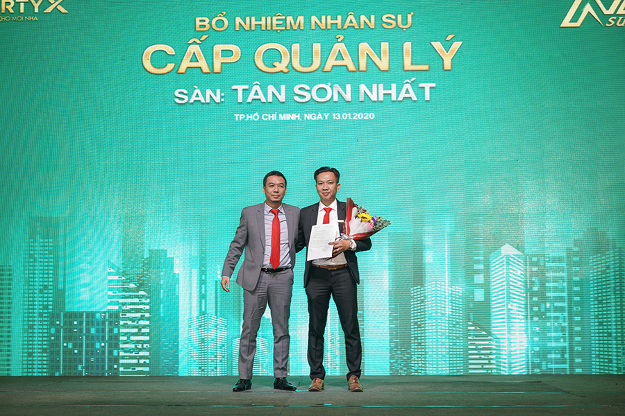 PROPERTYX VINH DANH CÁ NHÂN NỔI BẬT VÀ XUẤT SẮC NHẤT QUÝ IV/2019 VÀ QUYẾT TÂM CHINH PHỤC HÀNH TRÌNH TÌM KIẾM THÀNH CÔNG TRONG TƯƠNG LAI