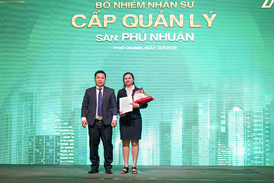 PROPERTYX VINH DANH CÁ NHÂN NỔI BẬT VÀ XUẤT SẮC NHẤT QUÝ IV/2019 VÀ QUYẾT TÂM CHINH PHỤC HÀNH TRÌNH TÌM KIẾM THÀNH CÔNG TRONG TƯƠNG LAI