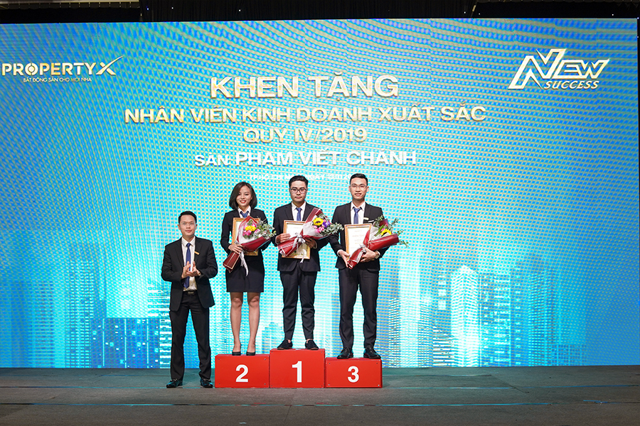 PROPERTYX VINH DANH CÁ NHÂN NỔI BẬT VÀ XUẤT SẮC NHẤT QUÝ IV/2019 VÀ QUYẾT TÂM CHINH PHỤC HÀNH TRÌNH TÌM KIẾM THÀNH CÔNG TRONG TƯƠNG LAI