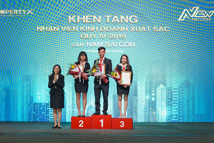 PROPERTYX VINH DANH CÁ NHÂN NỔI BẬT VÀ XUẤT SẮC NHẤT QUÝ IV/2019 VÀ QUYẾT TÂM CHINH PHỤC HÀNH TRÌNH TÌM KIẾM THÀNH CÔNG TRONG TƯƠNG LAI