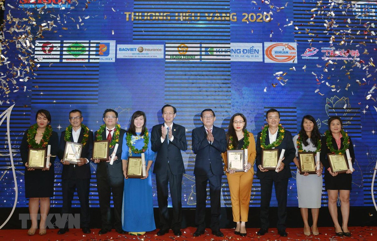 Tập đoàn Hưng Thịnh đã vinh dự đón nhận giải thưởng Thương hiệu Vàng 2020